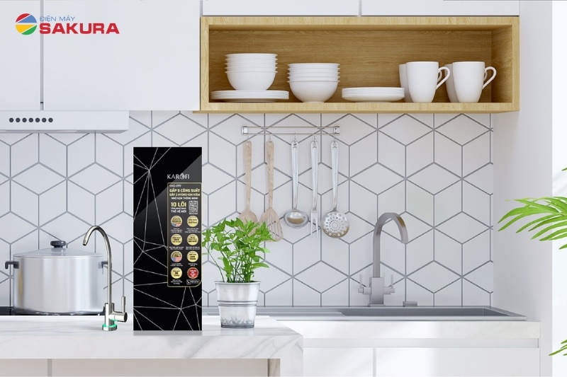 Hình ảnh lắp đặt của máy lọc nước Karofi 10 cấp lọc KAQ-U99