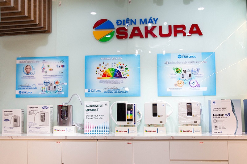Showroom trưng bày máy lọc nước ion kiềm tại Điện Máy Sakura