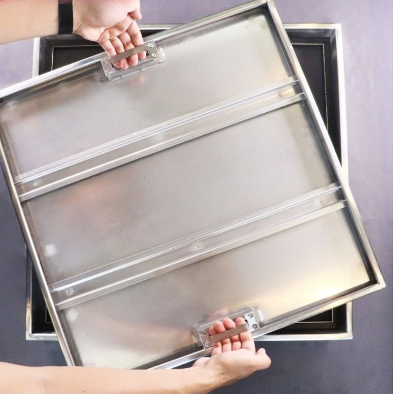 Nắp bể ngầm inox âm sàn hở viền Sakura SHV500-0.5T, chịu tải 500 Kg