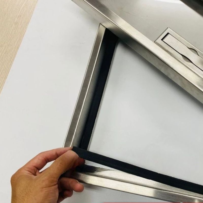 Nắp bể ngầm inox âm sàn hở viền Sakura SHV600-0.5T, chịu tải 500 Kg
